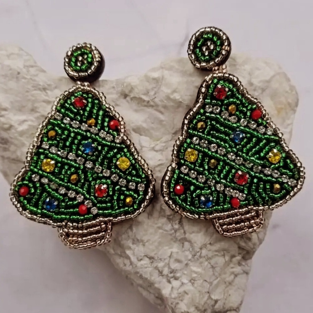 Christmas Tree Beaded Earrings